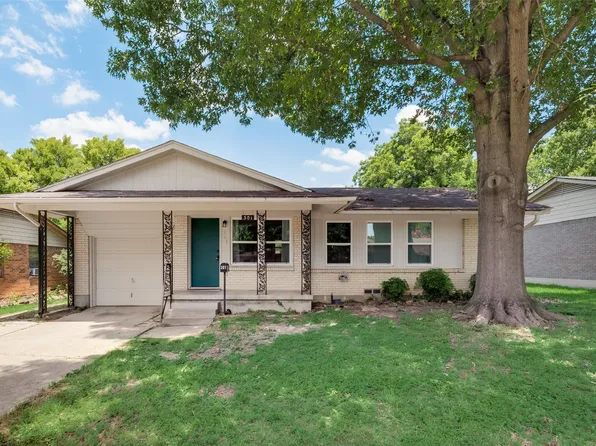 301 W Daugherty Dr, Garland, TX 75041