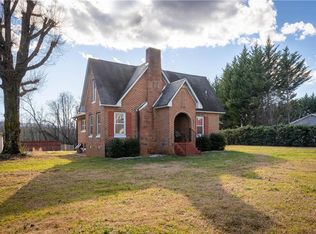 1650 Amherst Rd, Morganton, NC 28655