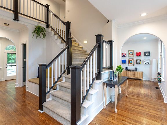 5th image of 8509 Towneley Pl