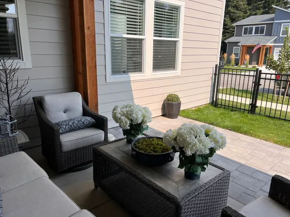 525 Moscow St, Sandpoint, ID 83864