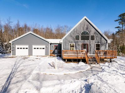 186 Pistols N Petals Road, Warren, ME, 04864