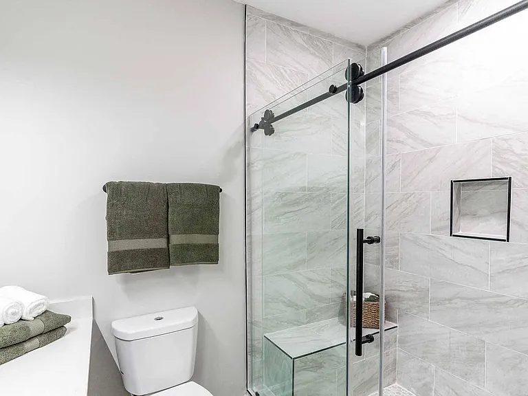 The Reserve at Meadowmont Apartments and Townhomes — Photo 34