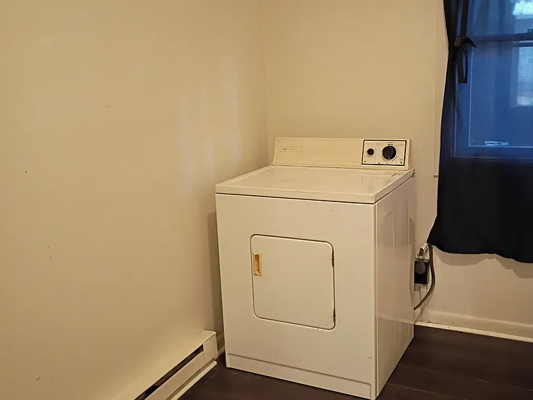 1327 Brandywine St #1 — Photo 8