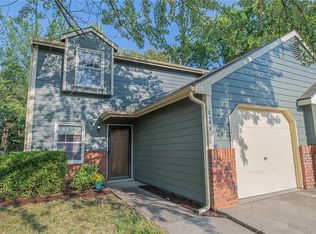 2122 Elmwood St, Lawrence, KS 66046
