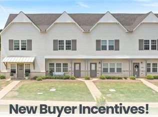 2256 Lakeview Dr, Opelika, AL 36801