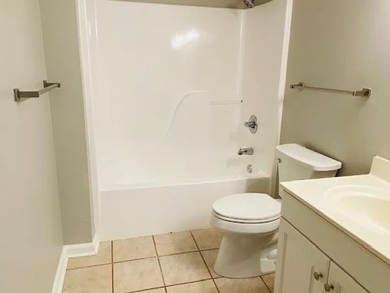 1700 Clinch Ave #107 — Photo 10