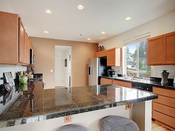 5th image of 6706 Charlotte Ave SE