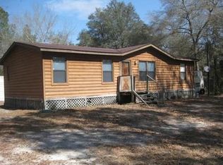 19235 Crews Rd, Glen St Mary, FL 32040