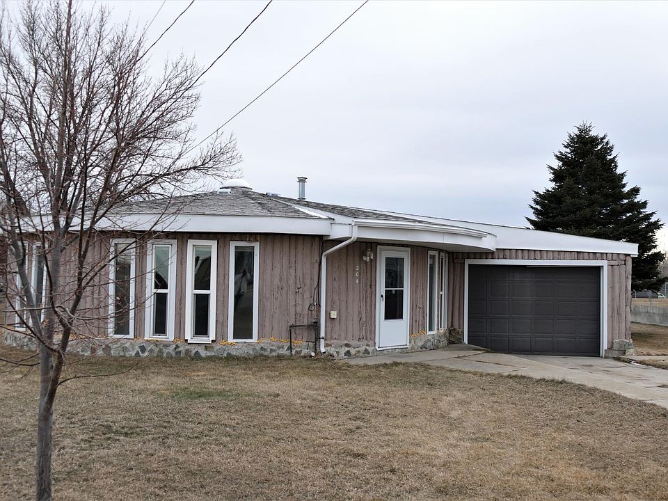 1st image of 204 Huffman Ave