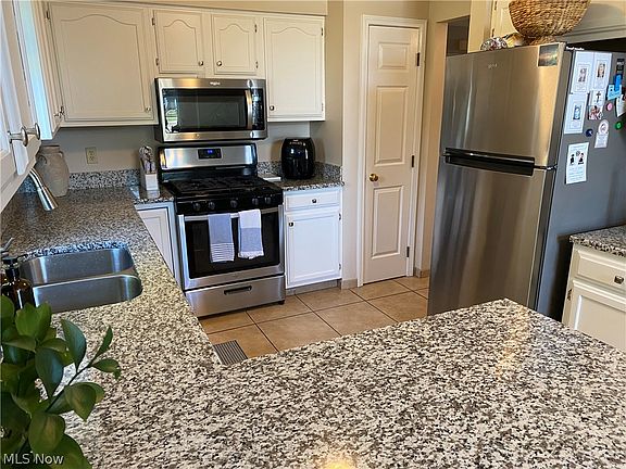 3rd image of 10455 Scottsdale Dr #10455