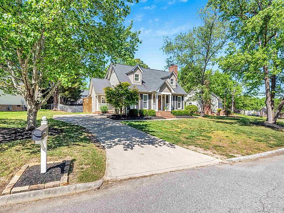 5th image of 206 Spring View Ln