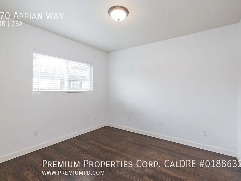 870 Appian Way — Photo 19