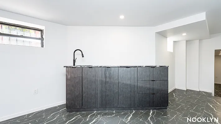 Rented by Nooklyn NYC LLC | media 26