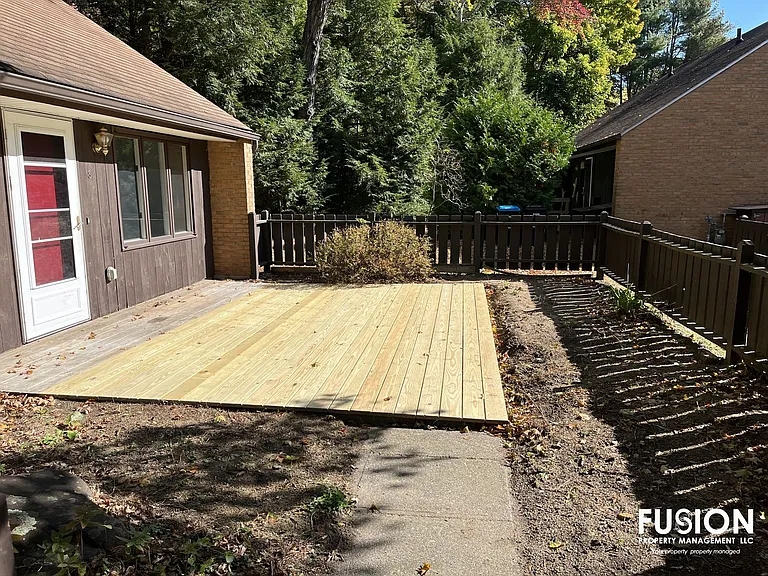8 Cedar Gln N #1 — Photo 18