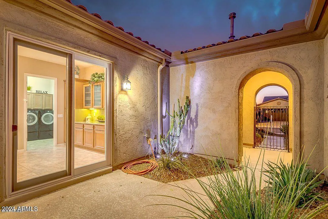 2 bed, 2153 sqft, $2,850 — Photo 3