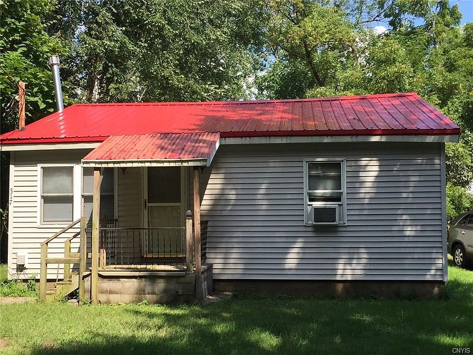 1st image of 317 Meadow St