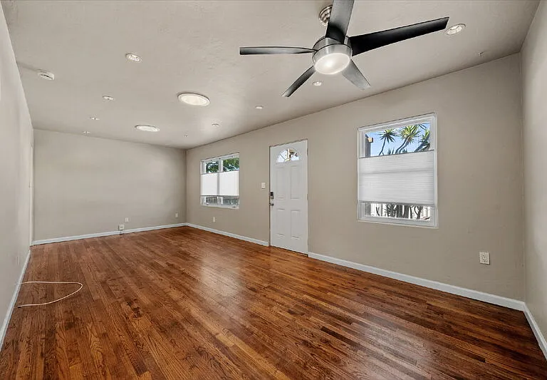 656 Corvina St — Photo 4
