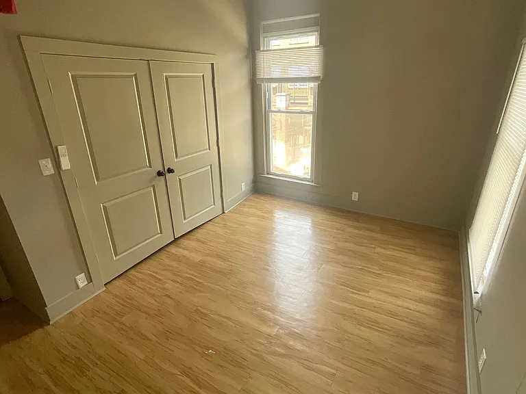 425 N Walnut St — Photo 28