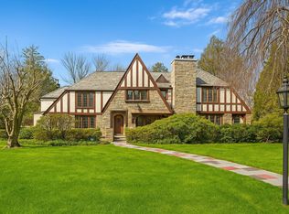 110 Mildred Pkwy, New Rochelle, NY 10804