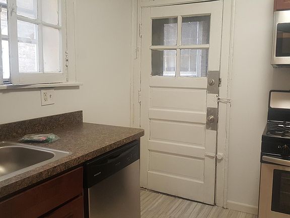 5th image of 6319 N Mozart St APT 2B