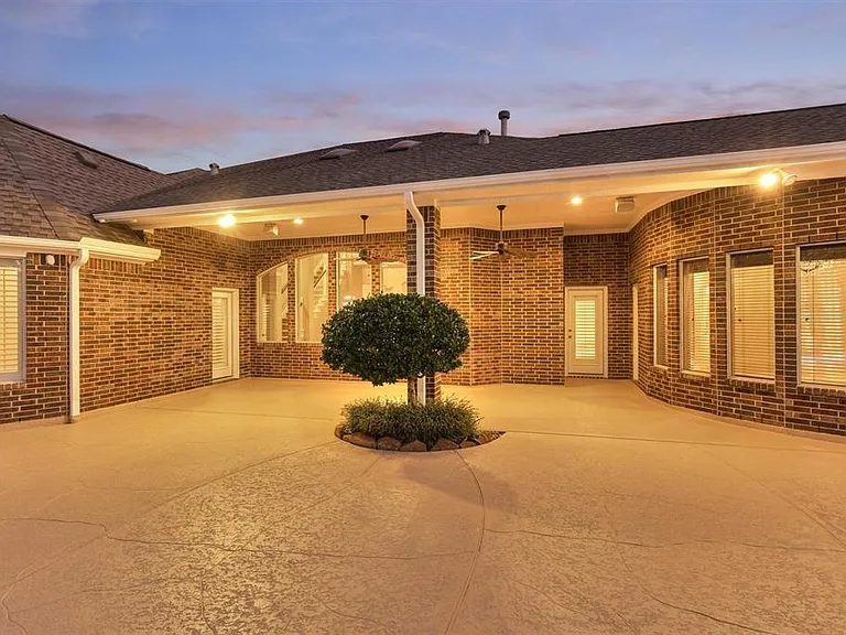 20806 E Cameron Ridge Dr — Photo 36