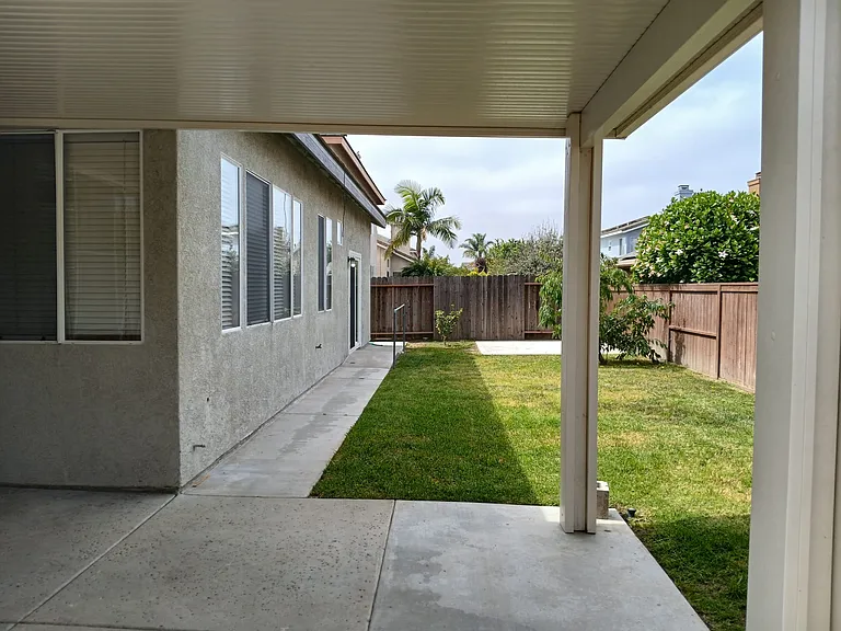 2035 Entrada Dr — Photo 13