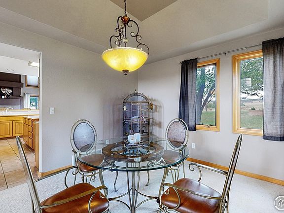 5th image of 3521 Pinecliffe Ave