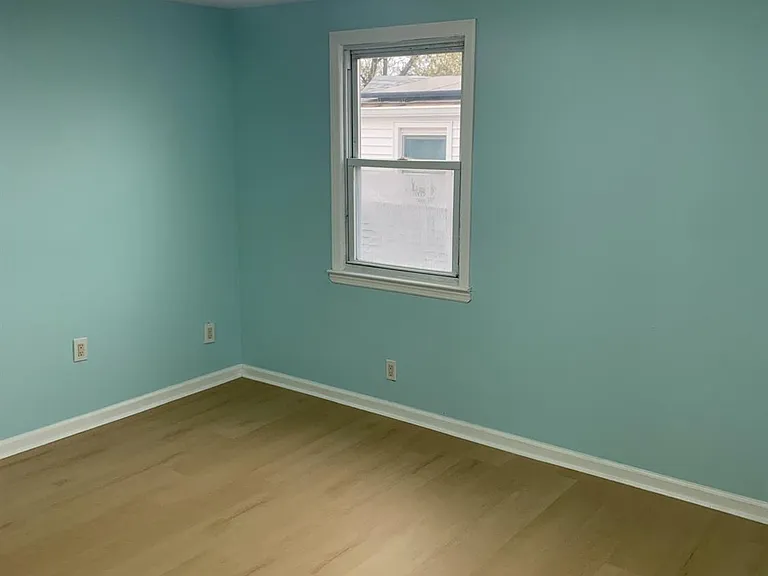 47 Holly St #2 — Photo 14