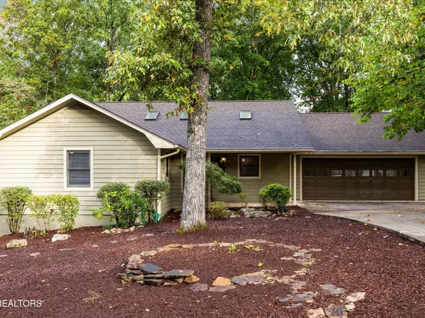 137 Kawatuska Way, Loudon, TN 37774