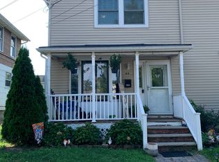 66 Fulton St, Keyport, NJ 07735