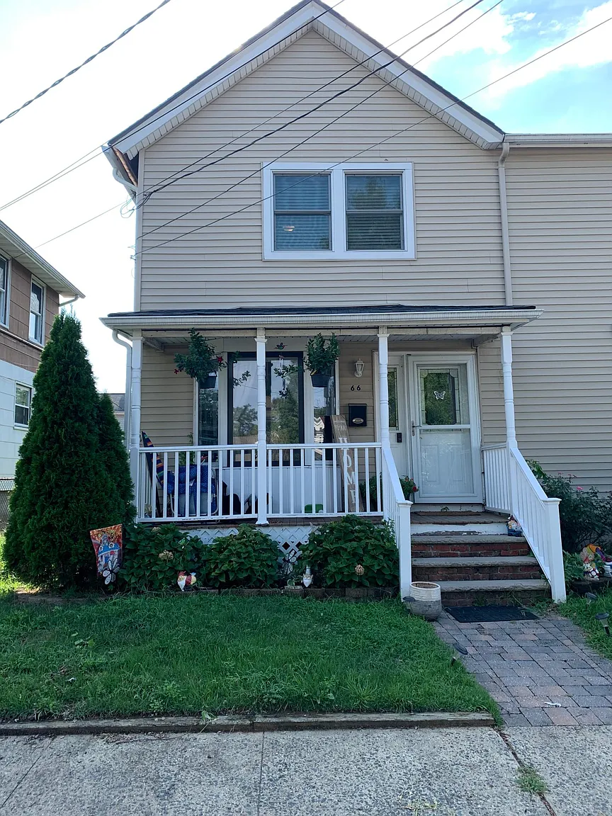66 Fulton St photo 1