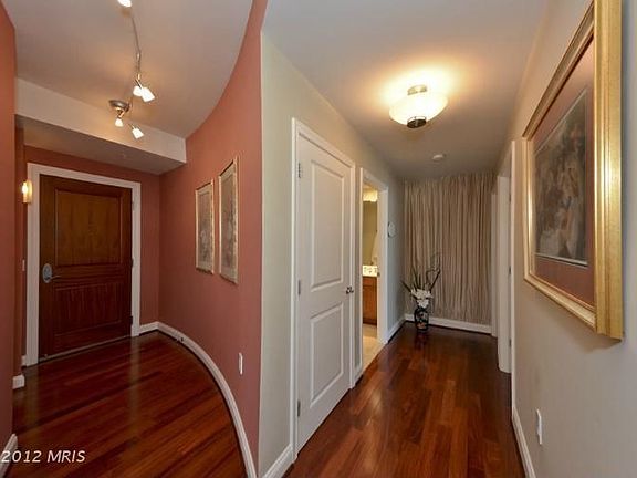 2nd image of 513 W Broad St APT 609