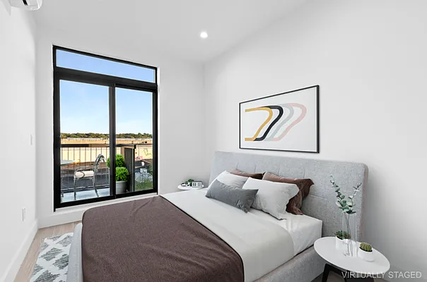 Rented by Compass | media 32