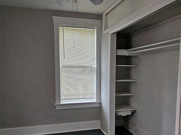 5th image of 1027 Garth Ave