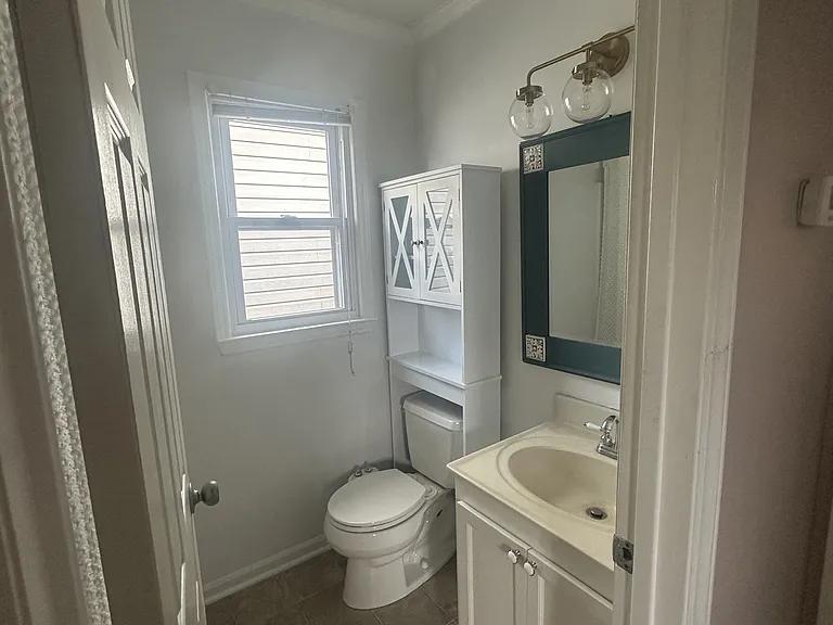 1719 Wheat St — Photo 13