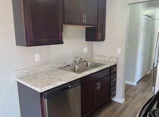 6551 E River Rd #6551301, Minneapolis, MN 55432