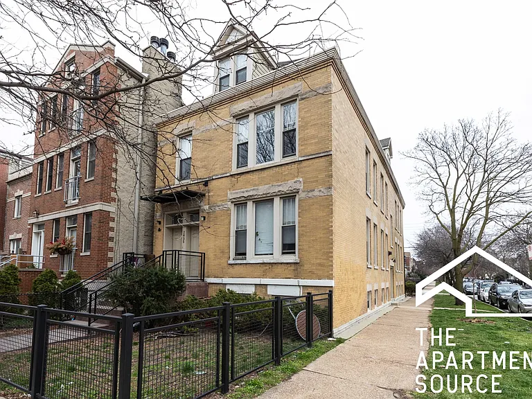 2835 N Damen Ave #1R — Photo 15