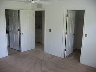 4th image of 4560 Catalina Ln