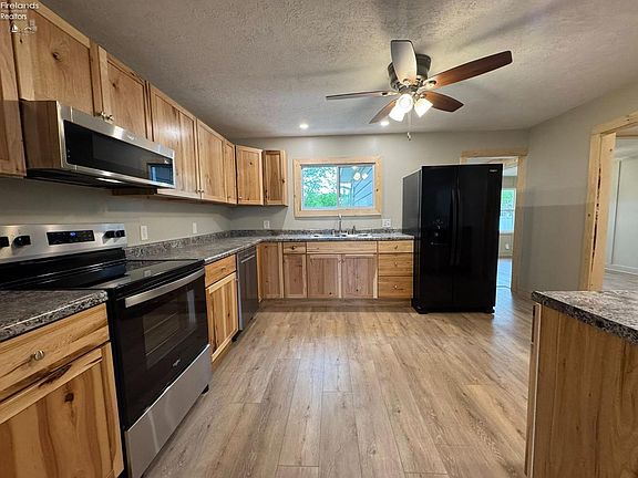 5th image of 6208 Skadden Rd