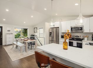 7938 15th Ave SW, Seattle, WA 98106