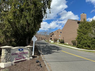 166 Old Brookfield Road #18A5, Danbury, CT, 06810