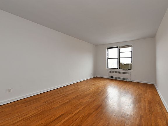 2nd image of 71-11 Yellowstone Blvd #7