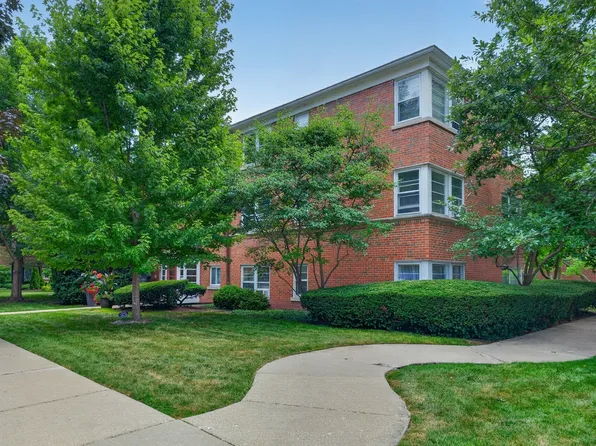 2541 Bennett Ave APT 1, Evanston, IL 60201