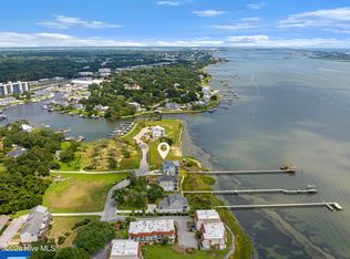 4729 S Shore Dr #1-A, Morehead City, NC 28557