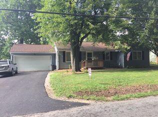 1020 Spitler Park Dr, Mt Zion, IL 62549