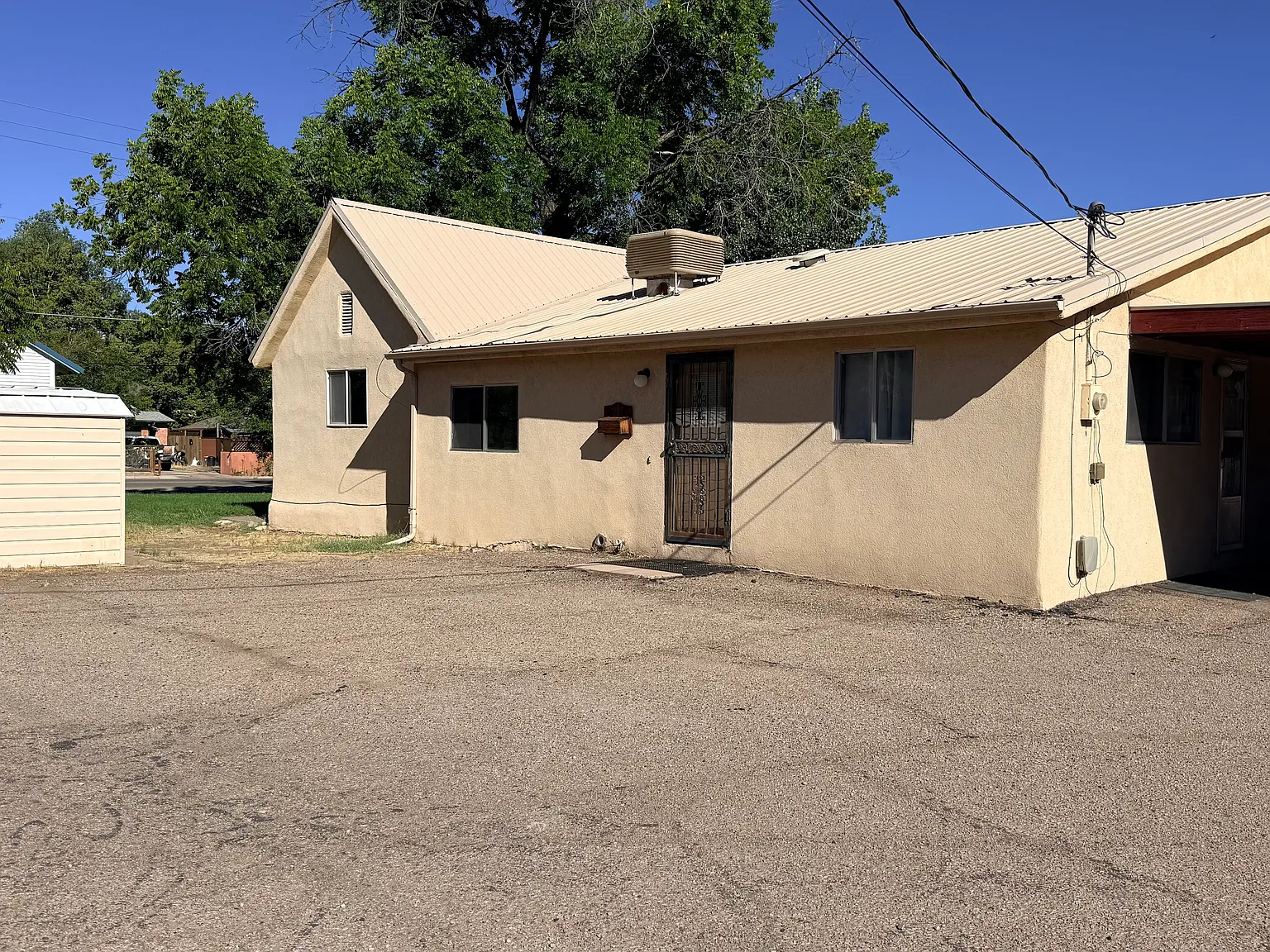 3 bed, 1500 sqft, $1,975 — Photo 4