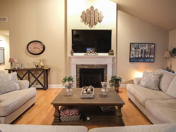 5th image of 1008 Ashlyn Dr