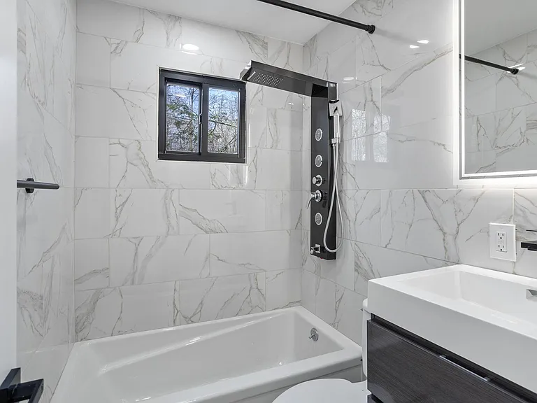 530 Maple Ridge Dr — Photo 52