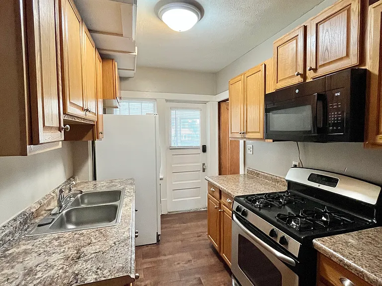 626 N 41st Ave #626 — Photo 8