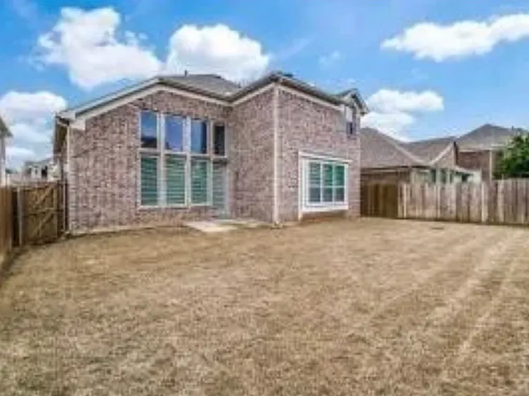 4037 Knighterrant Dr — Photo 22